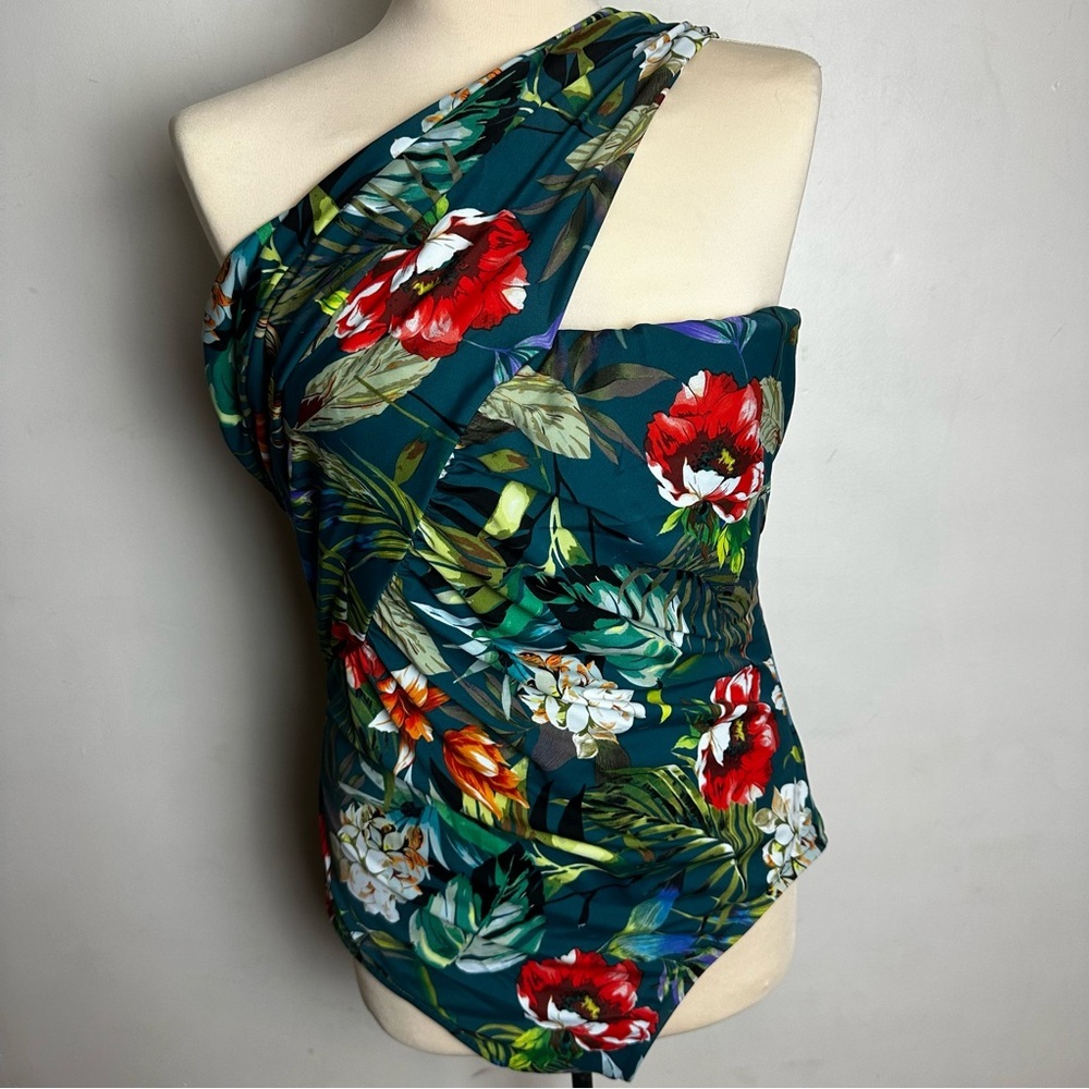 Magicsuit Swimsuit Women's Size 16 Serenity Goddess One-Piece Underwire Floral